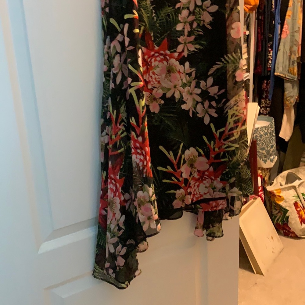 stunning dress, lined georgette hankerchief hem